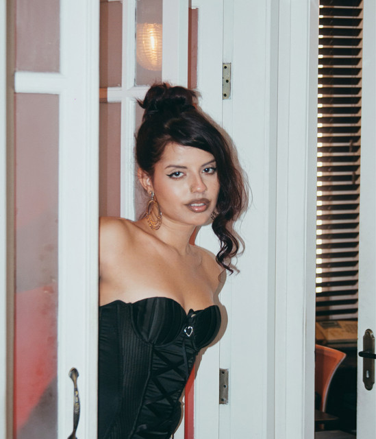 Arebica Luna