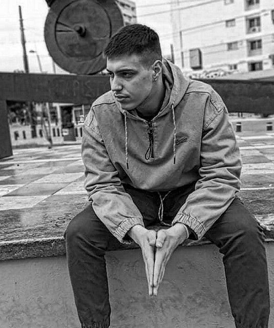 Young Grecco | Spotify