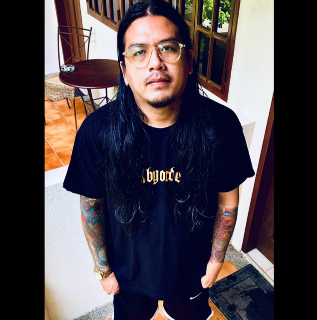 JU VI | Spotify