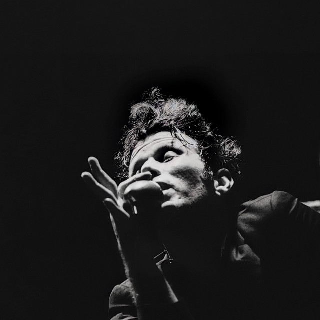 Tom Waits image