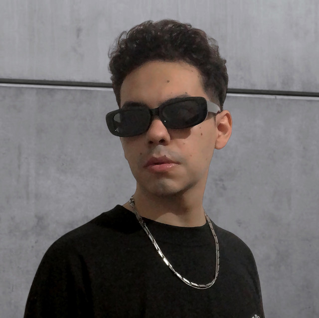 Alex Rave