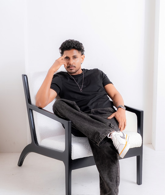 Raveen Tharuka