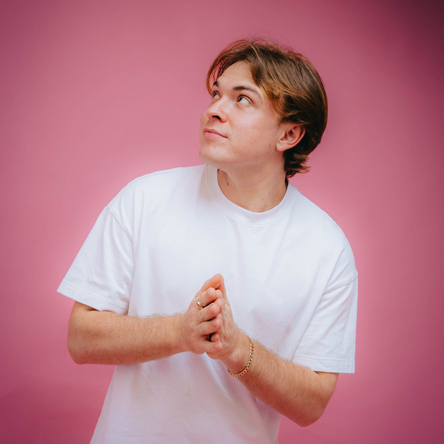 Elliot Schooling — DJ and producer playing in Ibiza