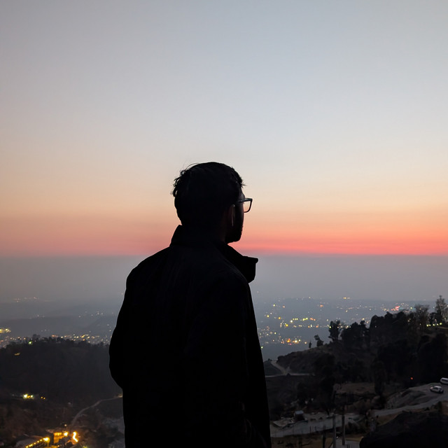 Hari J.