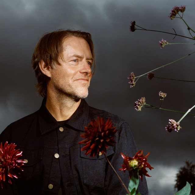 Ed O'Brien image