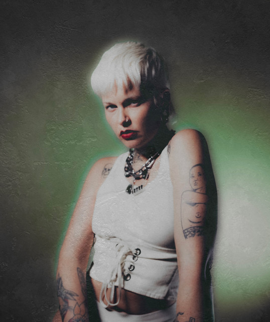 Etta Bond