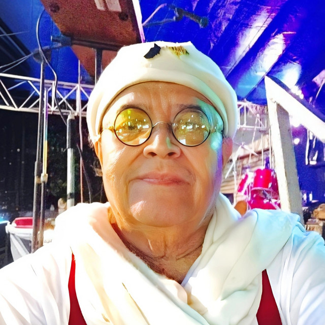 Julio Paiz