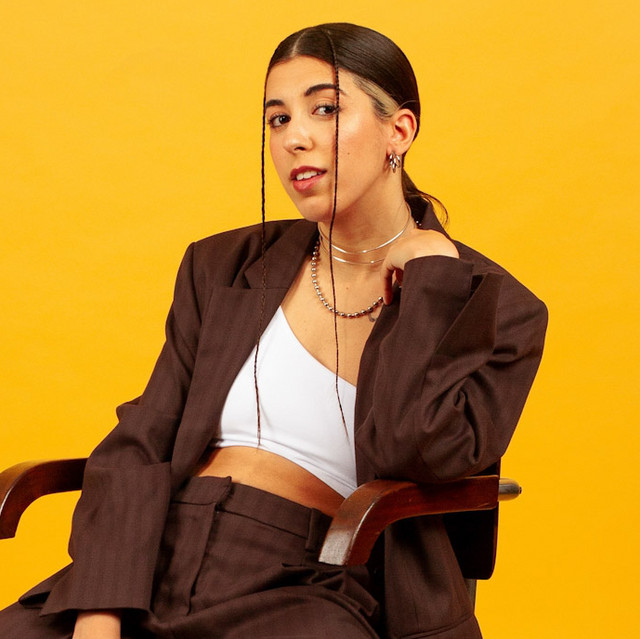 INÊS APENAS: genres, songs, analysis and similar artists - Chosic