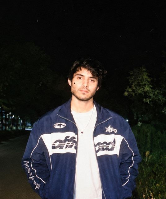 dim. | Spotify