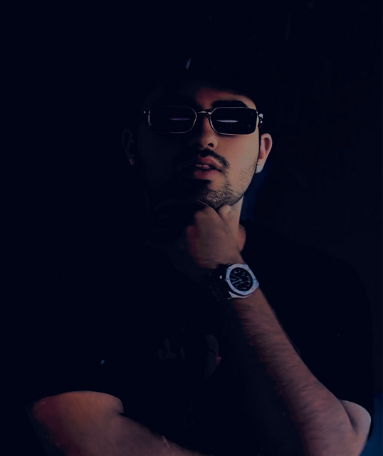 Thyago R