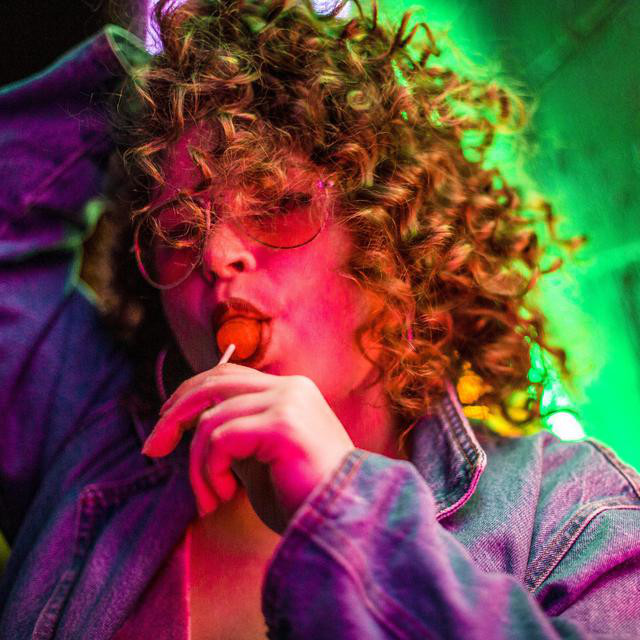 Essie | Spotify