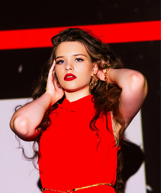 DANIELA SHAPOCHNIKOVA