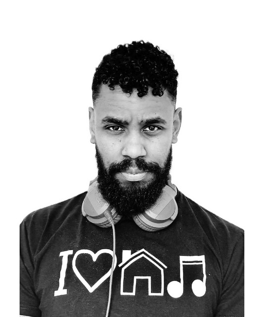 DJ PAULLUX