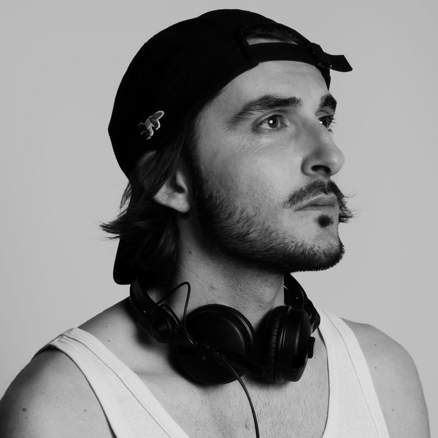 Yann Dulché image