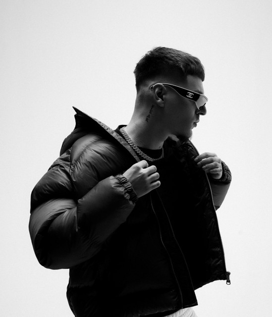 Chris Lauren
