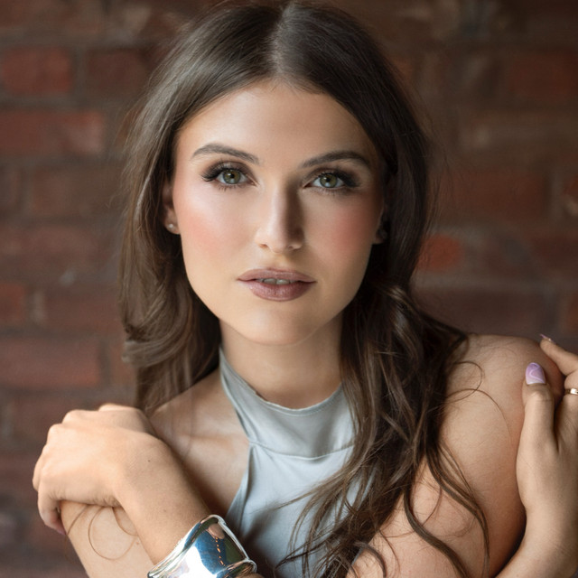 Elle Winter