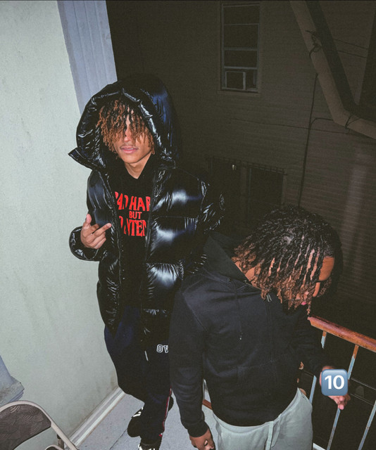10k Records | Spotify