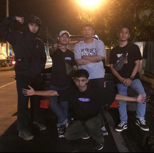 True Unit | Spotify