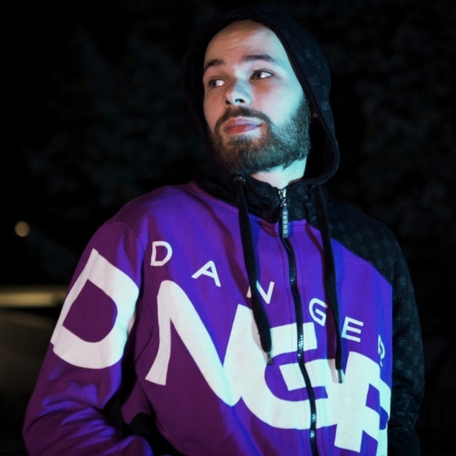 Essense | Spotify