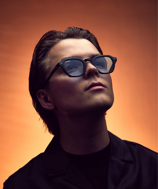 LYVES | Spotify