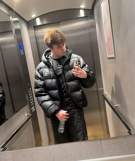Alanek37