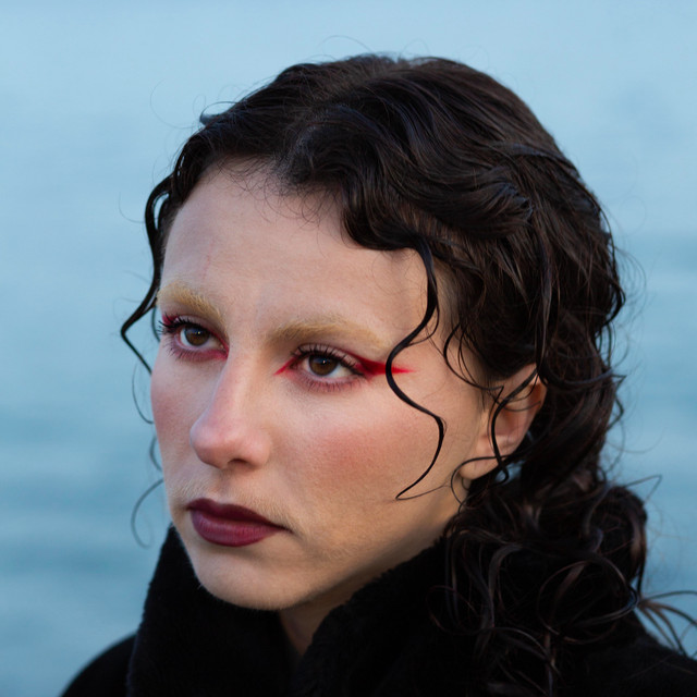 Adelaida | Spotify