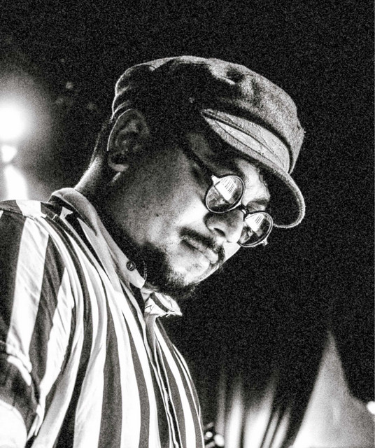 Esteban Flores