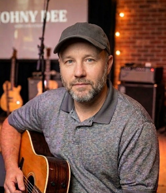 Johny Dee