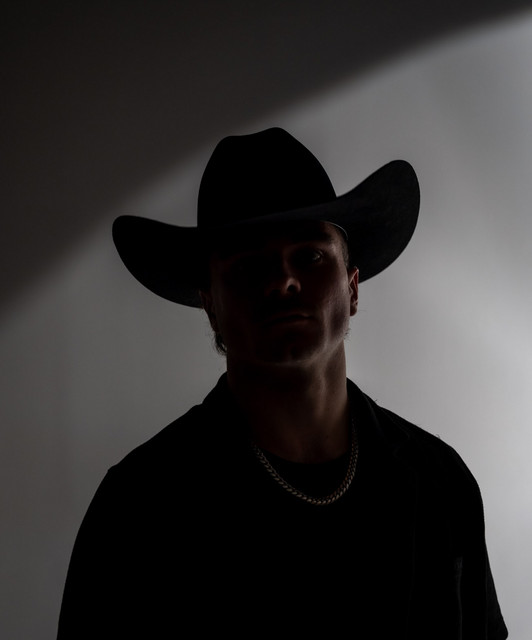 Darien Clay image
