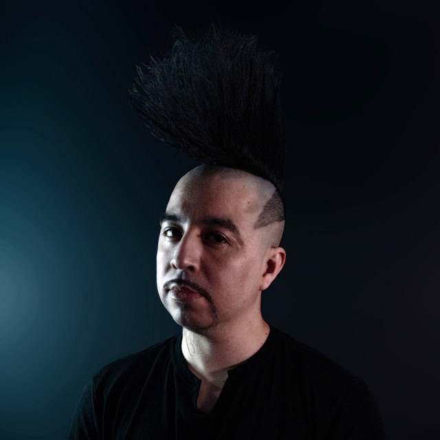 Gilbert Carrizales artist photo