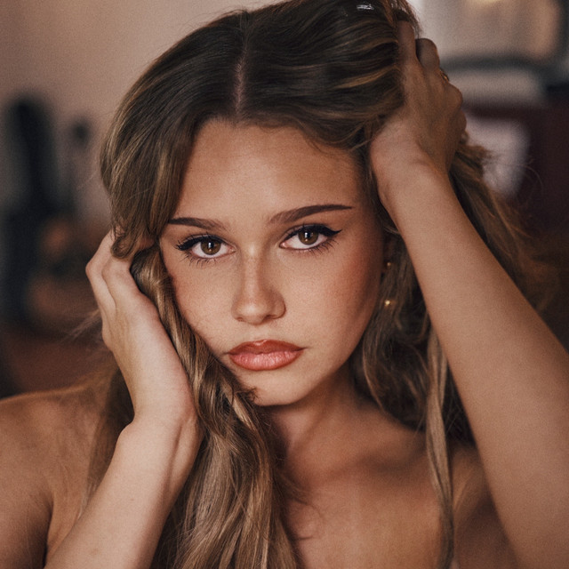 Ruby Rose Turner image
