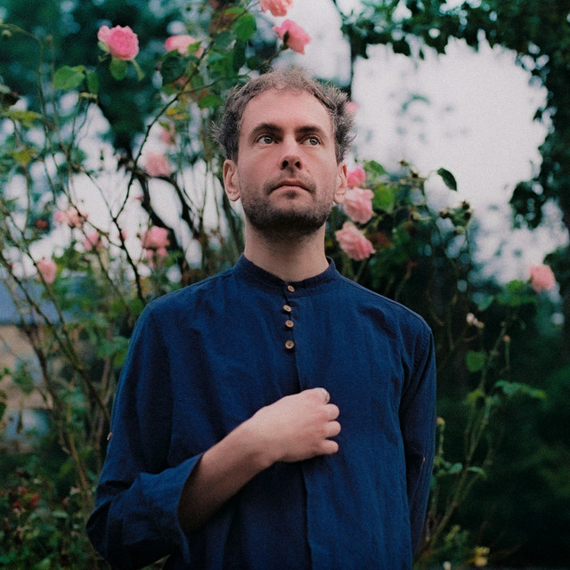 Alabaster DePlume image
