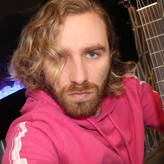 Dom George | Spotify