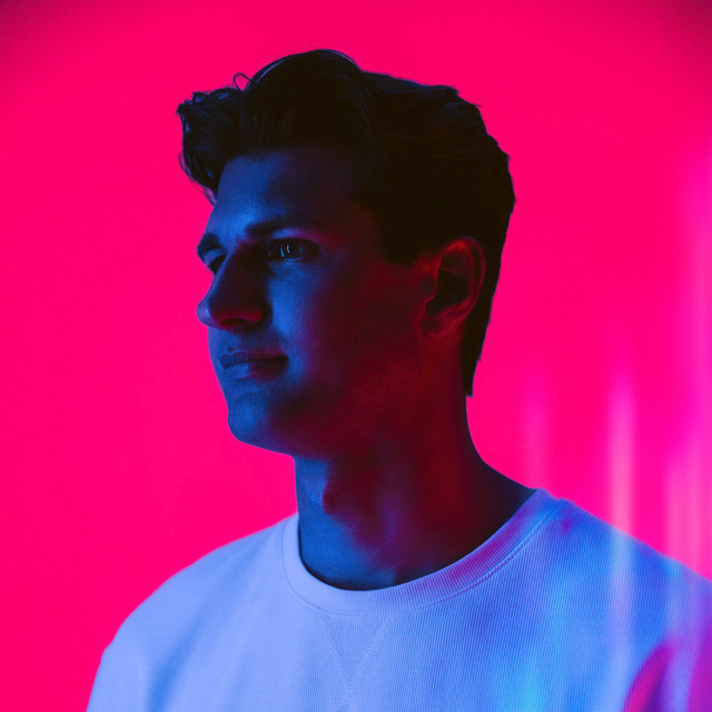 Maximo | Spotify