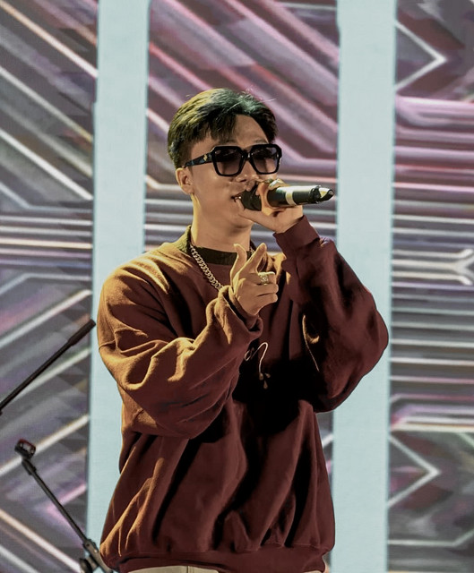 Lửa | Spotify