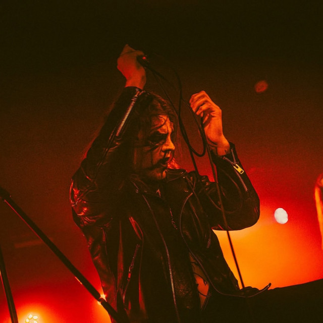 Grave Circles