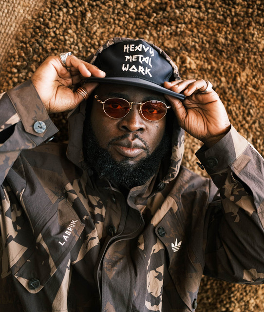 M.anifest