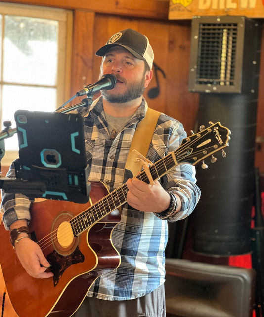 Derek D'Acoustic