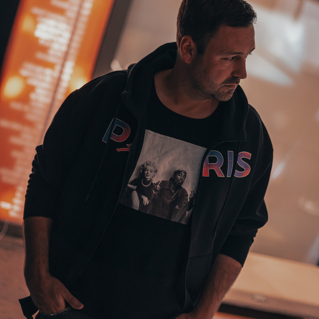 Dim | Spotify