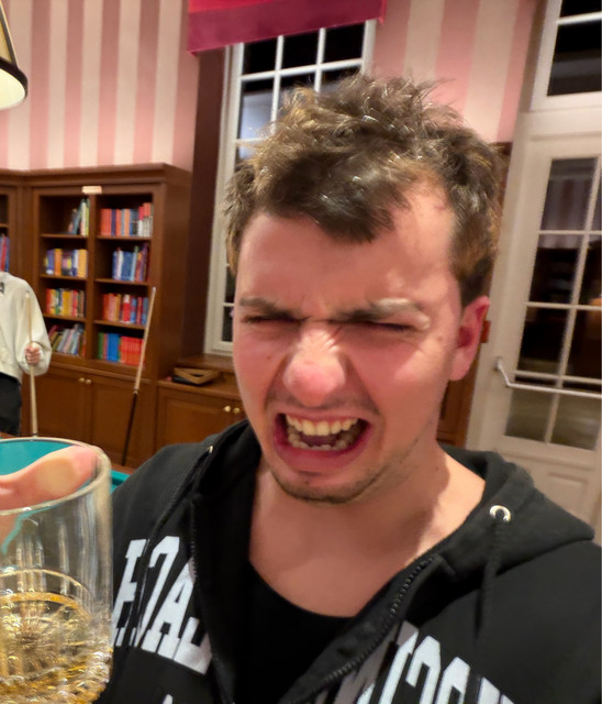 Lajfr