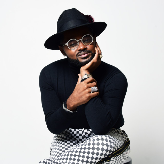 John Holiday image