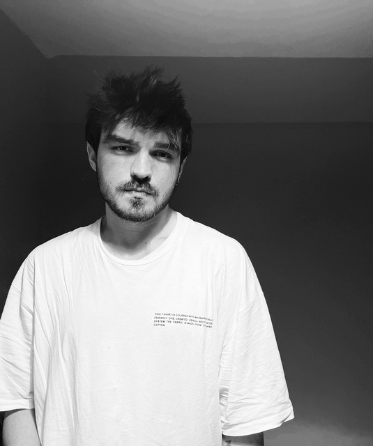 Aziz Piyade | Spotify