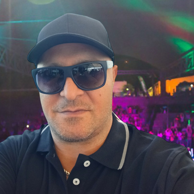 dj Frank Barella