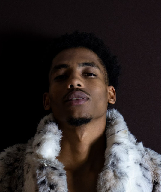 Johnnie RIAR | Spotify
