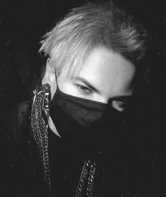 DHAMPIR