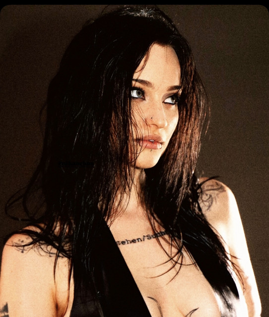 Nikita artist photo