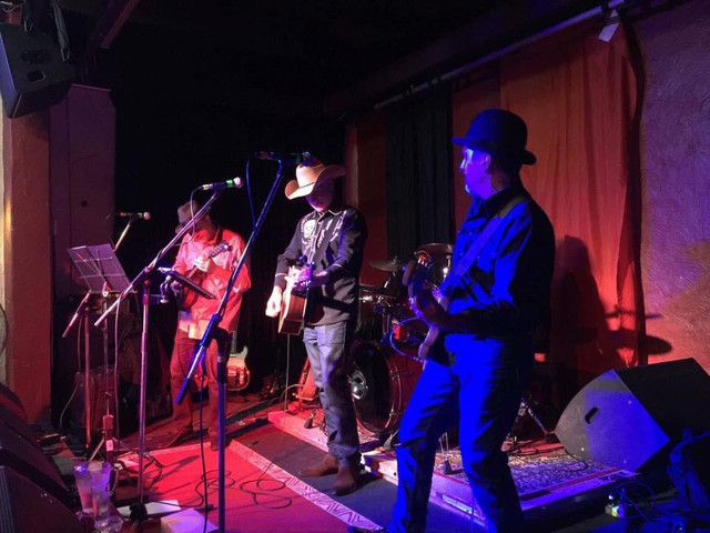 The Suntones | Spotify