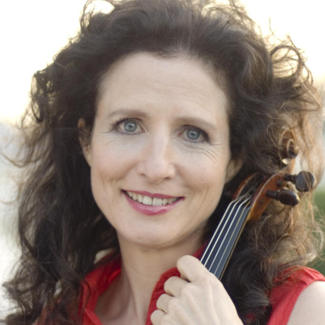 Madeleine Mitchell image