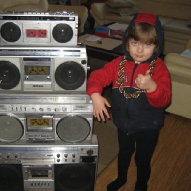 Emi$