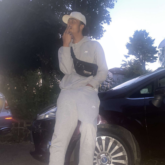 Fr1zzl3 | Spotify